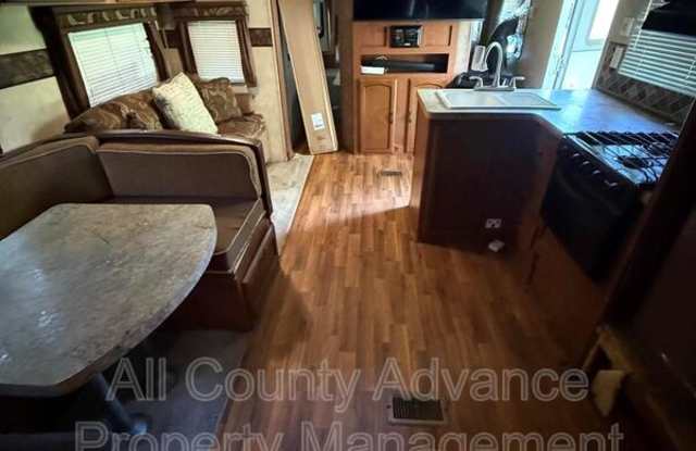 4230 1/2 40th Street N