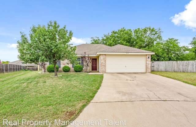 2315 Windy Cir
