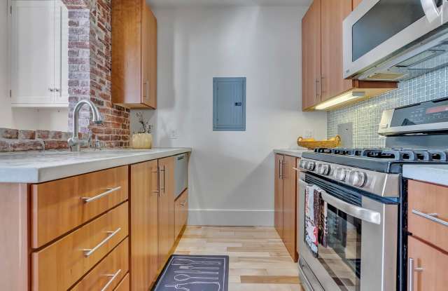 Photo of 37 Pleasant St