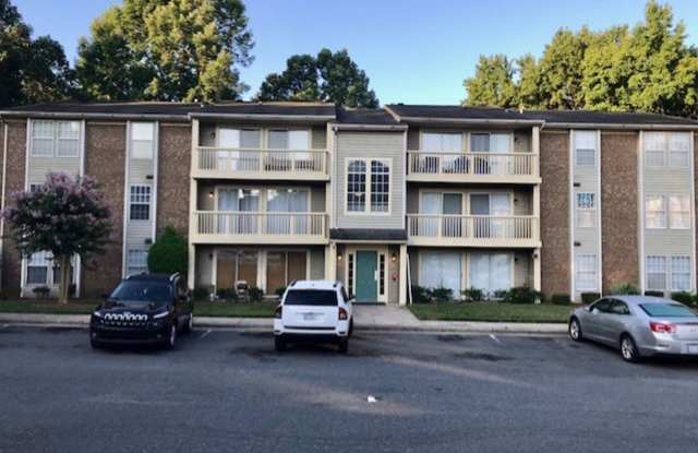 1614 Arlyn Circle Unit-D - 1614 Arlyn Circle, Charlotte, NC 28213