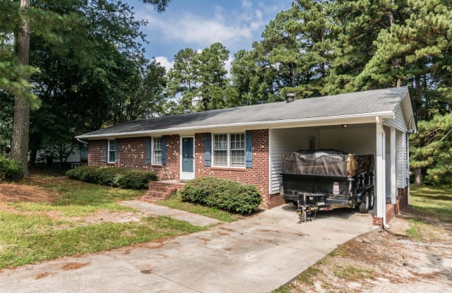 663 Raymond Dr - 663 Raymond Drive, Wendell, NC 27591