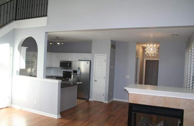 Photo of 1124 E ISLAND PLACE