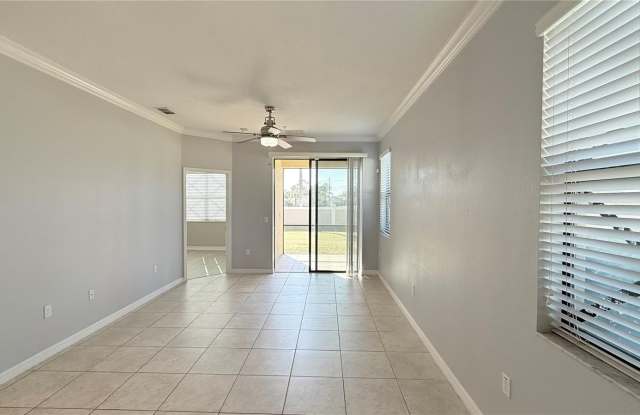 6000 WOOD WIND PLACE