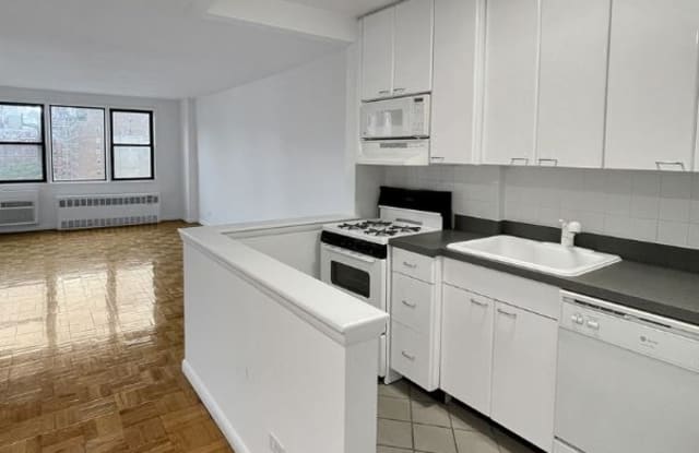 155 E 18th St - 155 East 18th Street, New York City, NY 10003