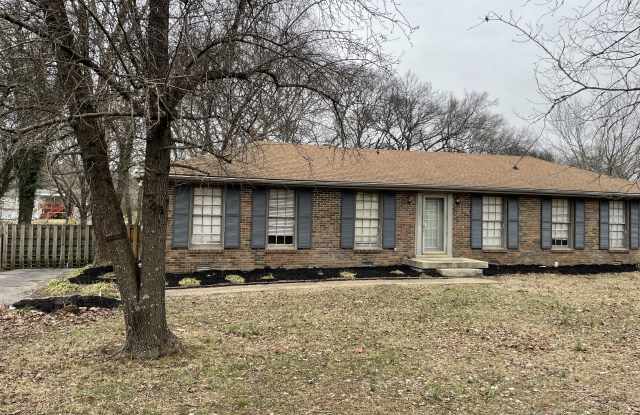 1717 Indian Hills Rd