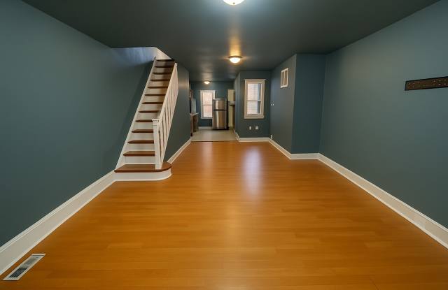 Photo of 2115 Sigel Street