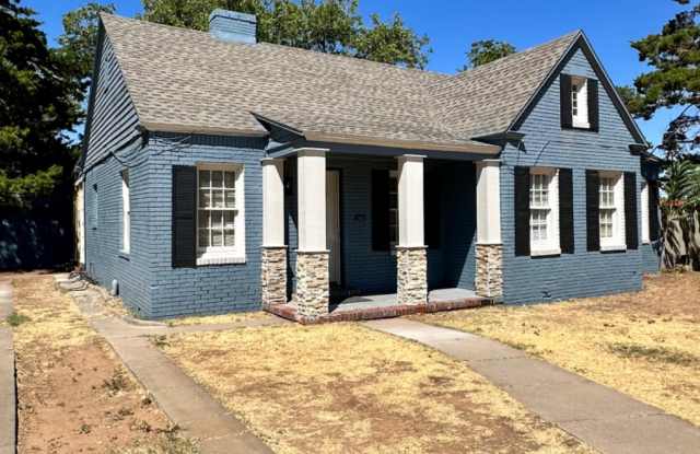 2624 20th Street - 2624 20th Street, Lubbock, TX 79410