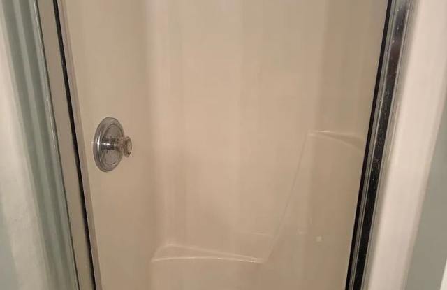 Photo of Room in 3 Bedroom Home at Dunford St