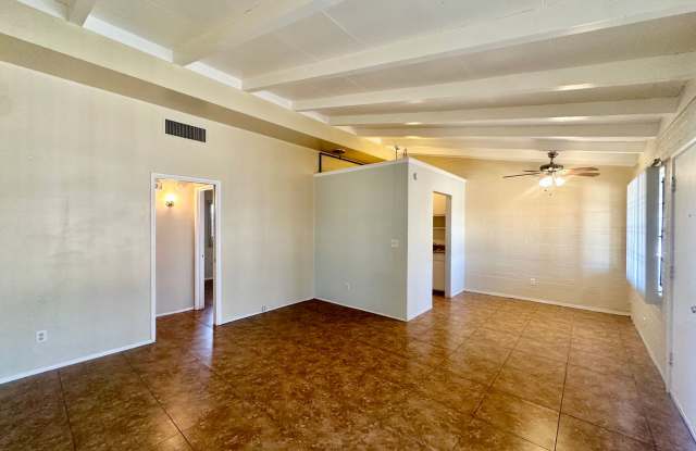 Swan Court Apartments - 1 and 2 Bedroom Homes!