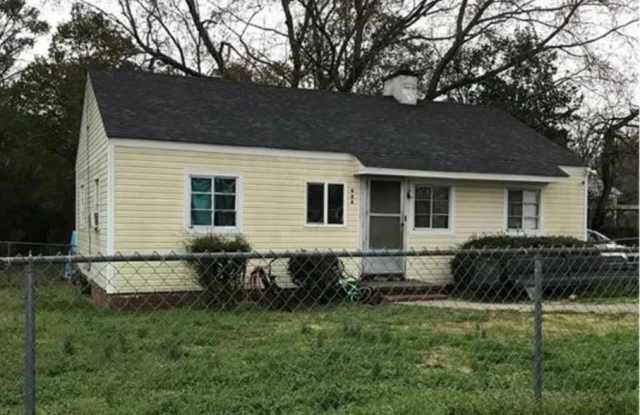 904 Sylvia Circle