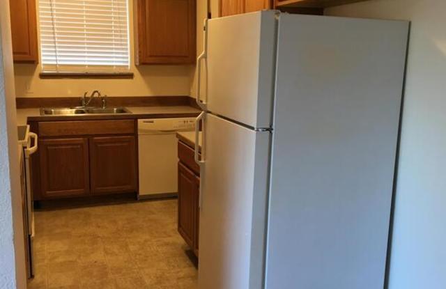 938 Southwest Holden Street - 1