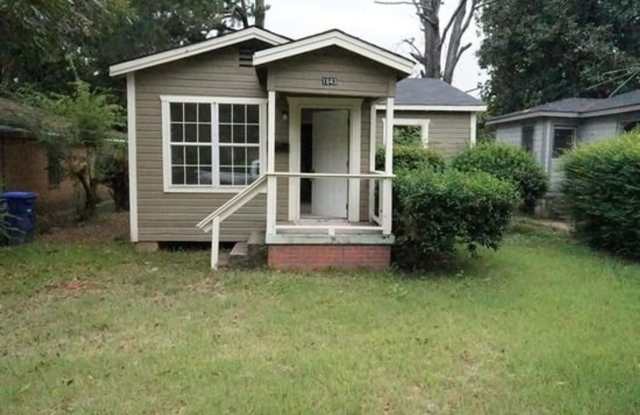 1643 Cox St, Shrevpeort, LA 71108 - 1643 Cox Street, Shreveport, LA 71108