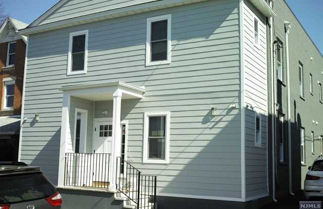11 Bellview Place