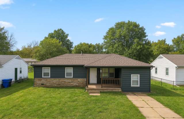 Charming 3-Bedroom Home Near the Rose District