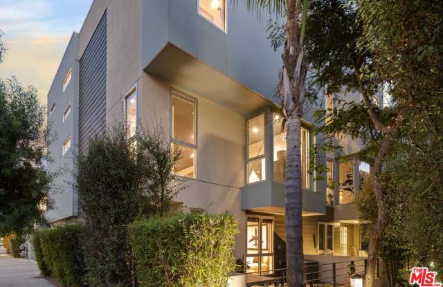 310 Washington Blvd unit: 201