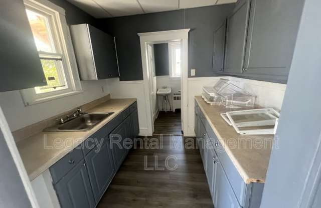 115 Nottingham Street - 1st FL