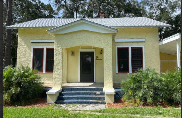 Photo of 3 Bedroom 2 Bath in Palatka