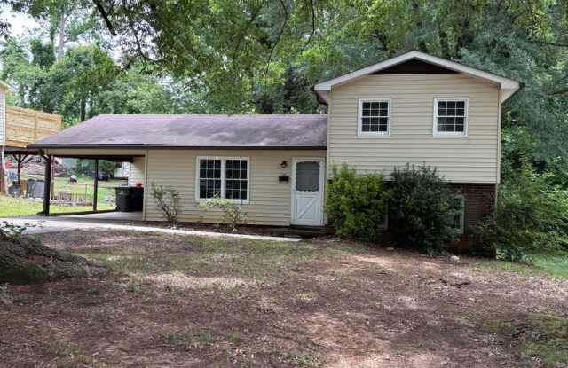For Rent – Charming 4BR Home in Ardmore Area!