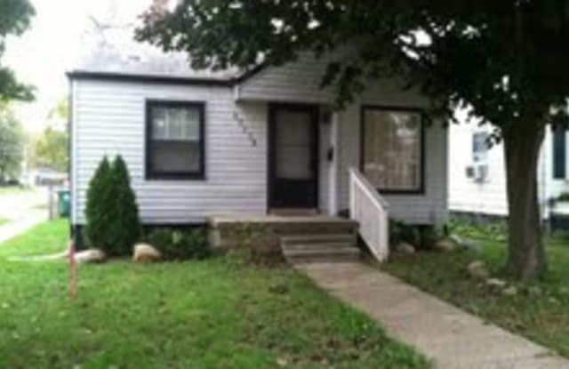 23376 Lexington Ave - 23376 Lexington Avenue, Eastpointe, MI 48021