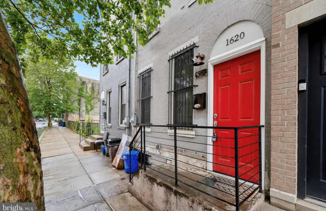 Photo of 1620 N BOUVIER STREET