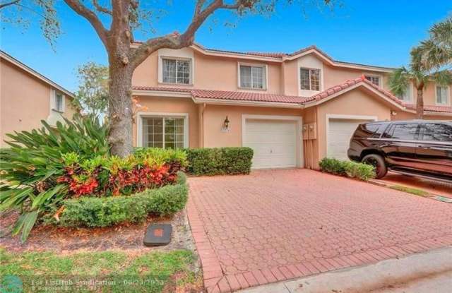 7324 NW 62nd Ter