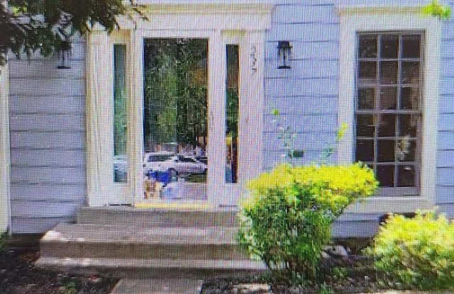237 TEMPLE DRIVE