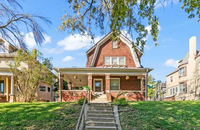 132 N 38th Ave