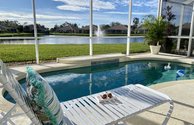 4532 Whispering Oaks Dr