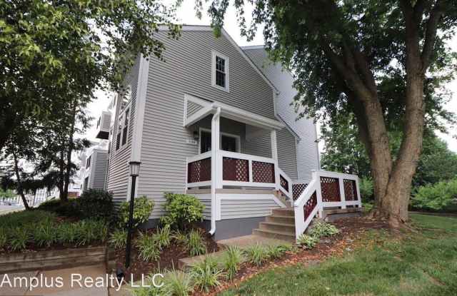 12944-B Grays Pointe Rd