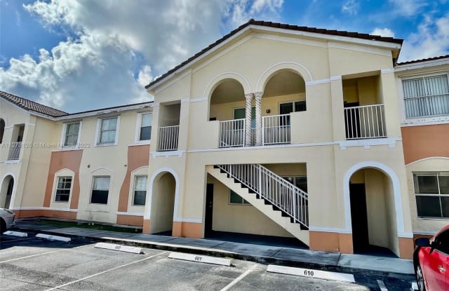 1536 SE 25th St - 1536 SE 25th St, Homestead, FL 33035