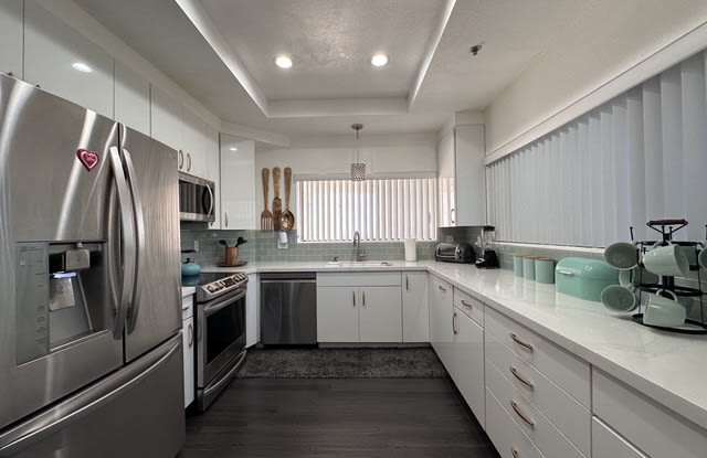 3859 Desert Marina Dr