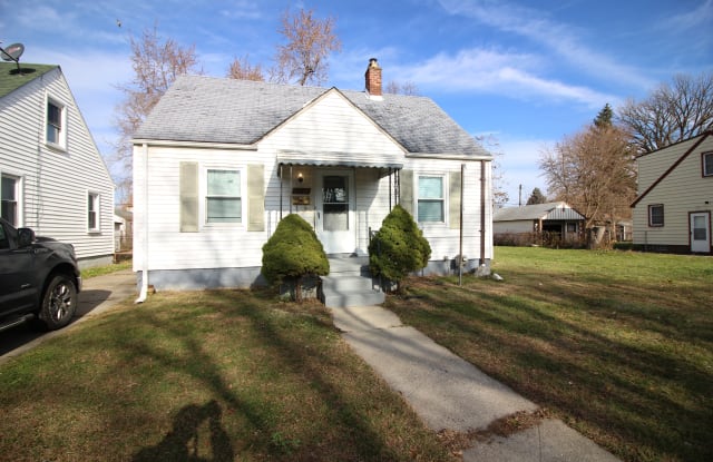 14707 Agnes Ave - 14707 Agnes Avenue, Eastpointe, MI 48021