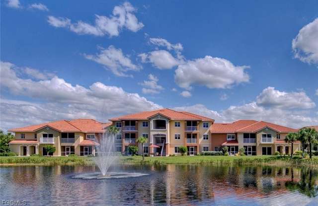 6300 Aragon Way unit: 105