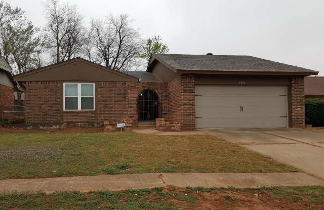 3004 SE 55th St - 3004 Southeast 55th Street, Oklahoma City, OK 73135