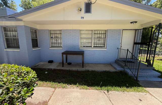 3126 Martha St