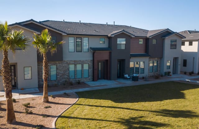 2693 E Wake Forest Ln - 2693 E Wake Forest Ln, St. George, UT 84790