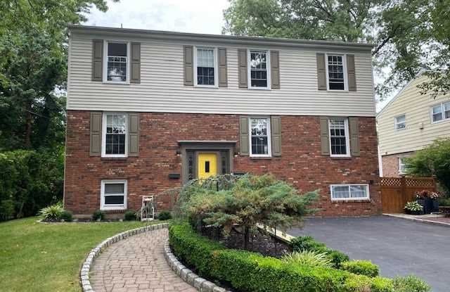 73 Franklin Street - 73 Franklin Street, Tenafly, NJ 07670