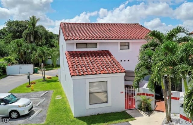 2113 San Remo Cir - 2113 San Remo Circle, Homestead, FL 33035