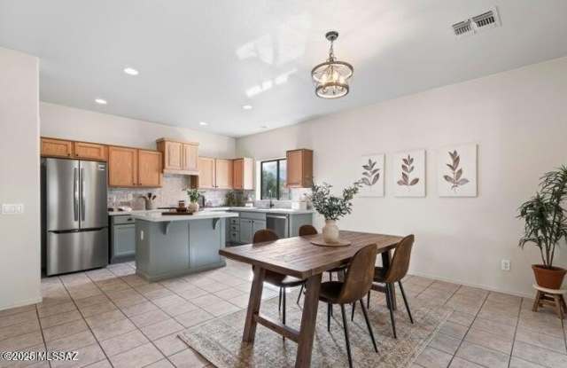 38354 S Skyline Drive