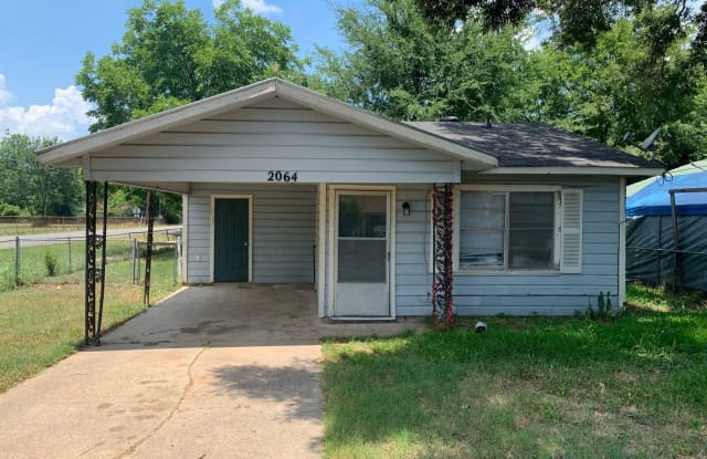 2064 Addition Ave - 2064 Addition Avenue, Shreveport, LA 71107