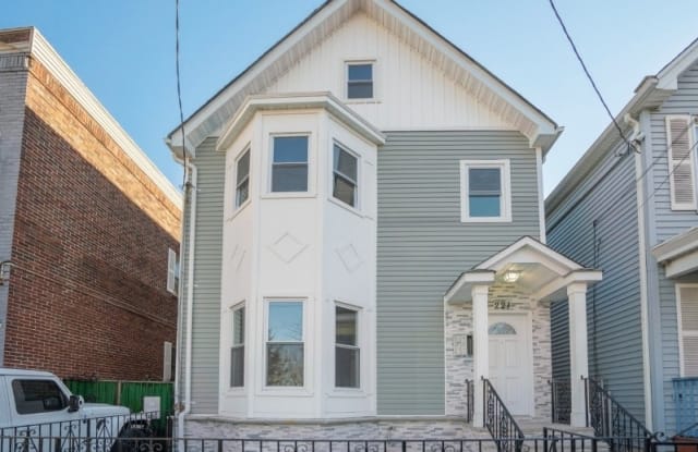 221 Lake St Newark NJ apartments for rent
