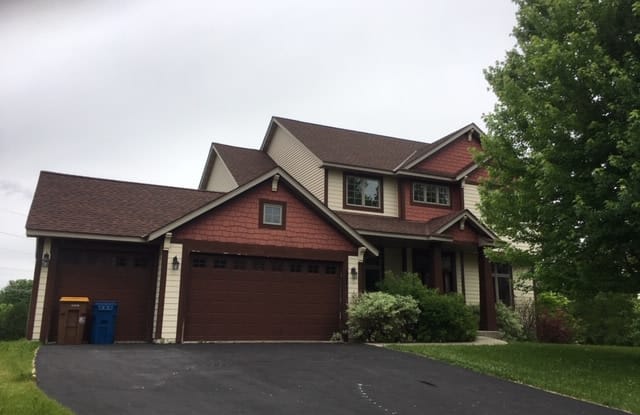 637 Woodland Way - 637 Woodland Way, Eagan, MN 55123