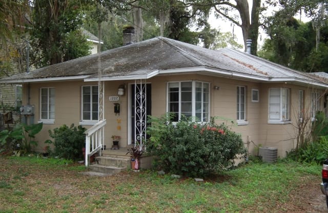 1203 CLOCK ST - 1203 Clock Street, Jacksonville, FL 32211