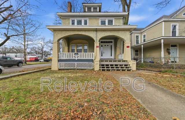 Photo of 3100 1st Ave