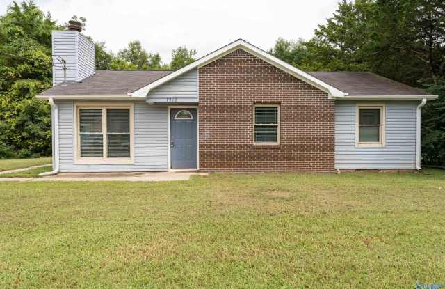 Photo of 1912 Mangum Drive