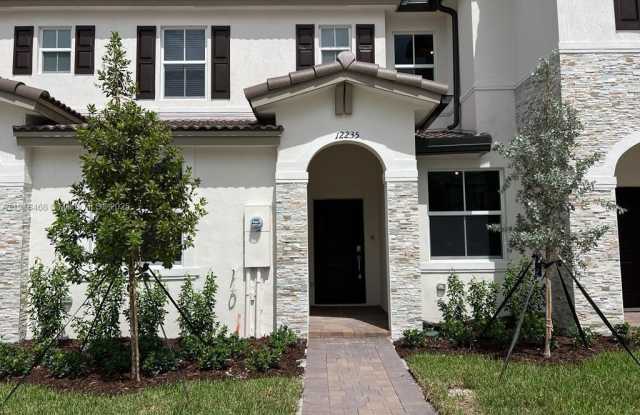 Photo of 12235 NW 23rd Path