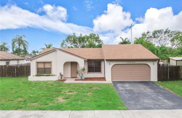11909 SW 48th Ct
