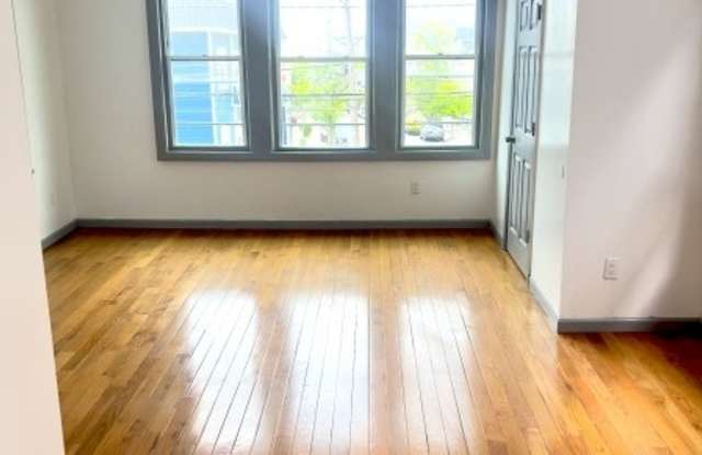 253-255 Clinton Pl
