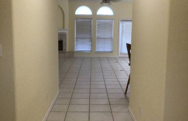 13554 Peseta Ct
