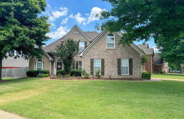 520 HUNTERS MILL